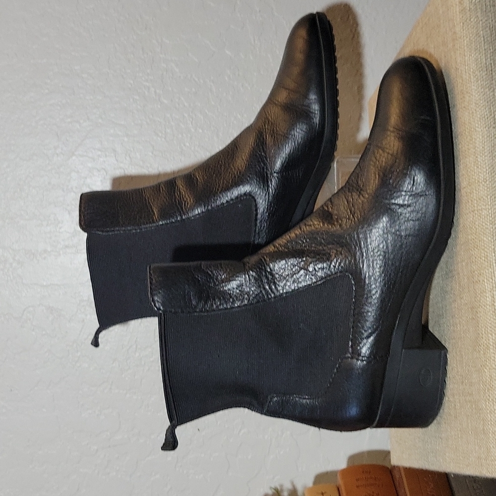 CIRCA Leather Bootie 10M - Picture 3 of 16